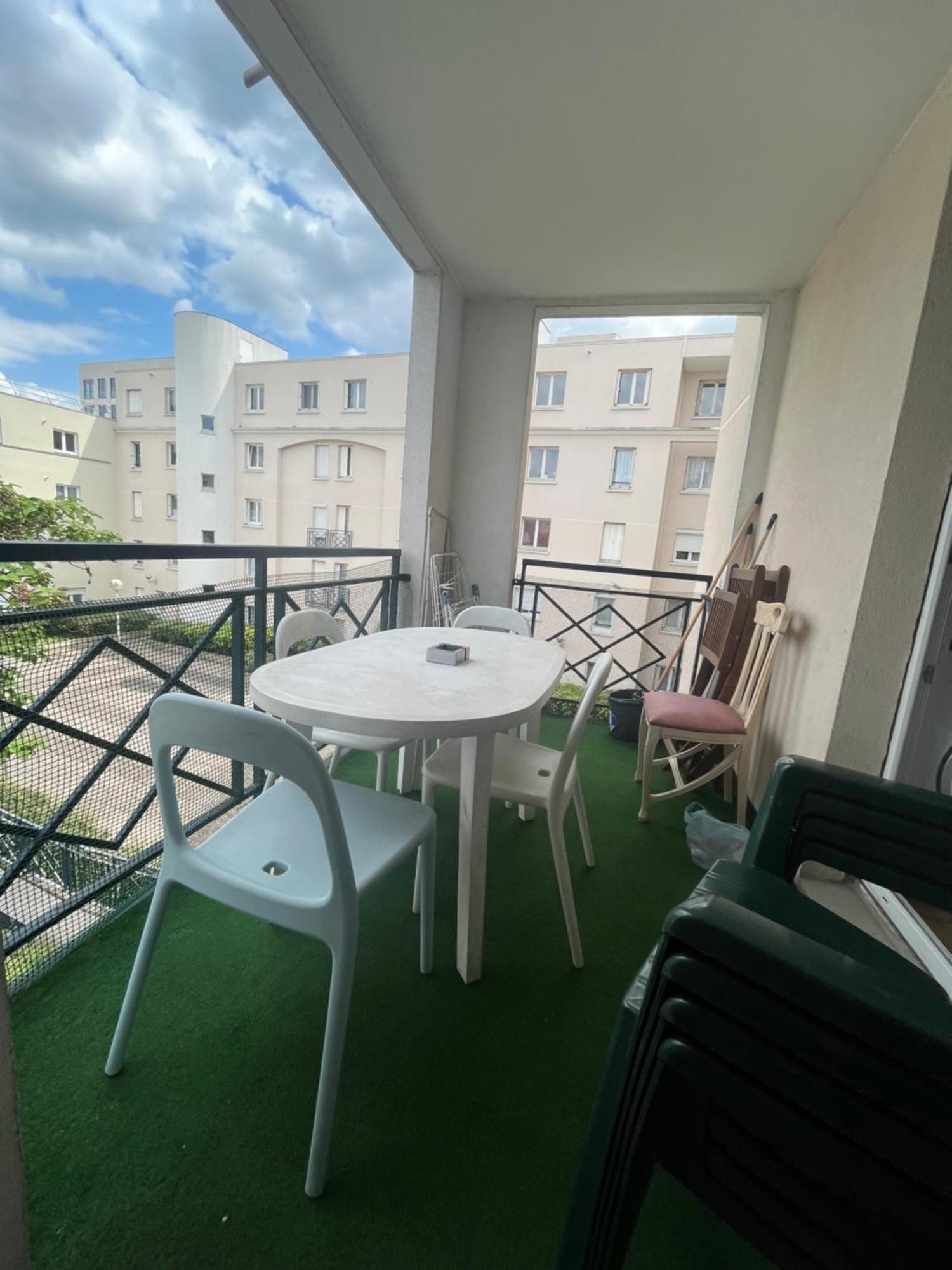 Appart 2 Ch Pres Rer Champs Sur Marne - Disneyland Et Paris Champs-Sur-Marne Exterior foto